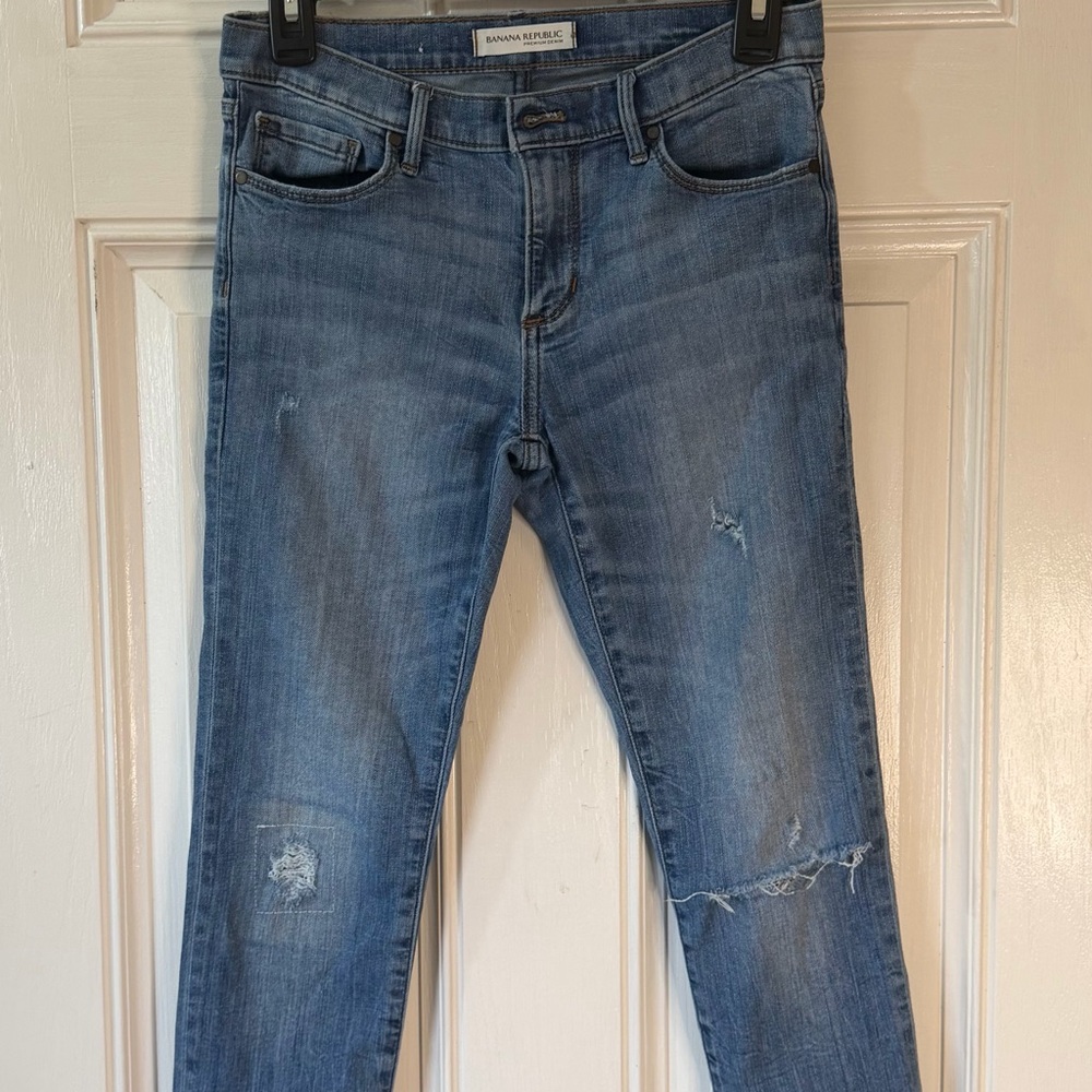 Banana Republic Light Blue Distressed Skinny Jeans size 26